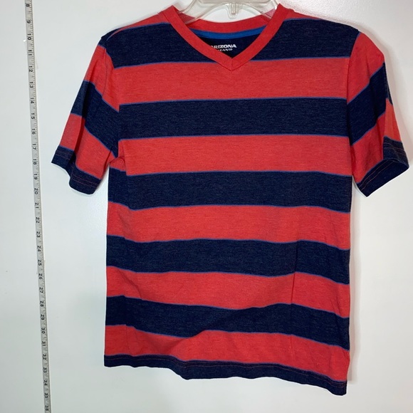 Boys Arizona Jean Co v-neck tee - size large - Picture 1 of 2